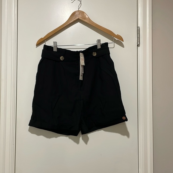 Refinery black paperbag shorts - Picture 1 of 4